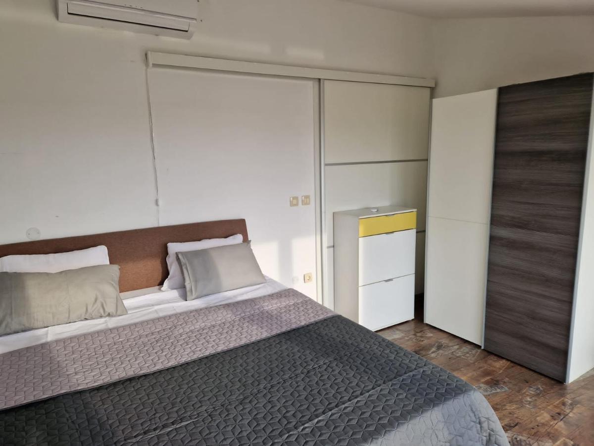 Apartment Vilic Pula Ngoại thất bức ảnh