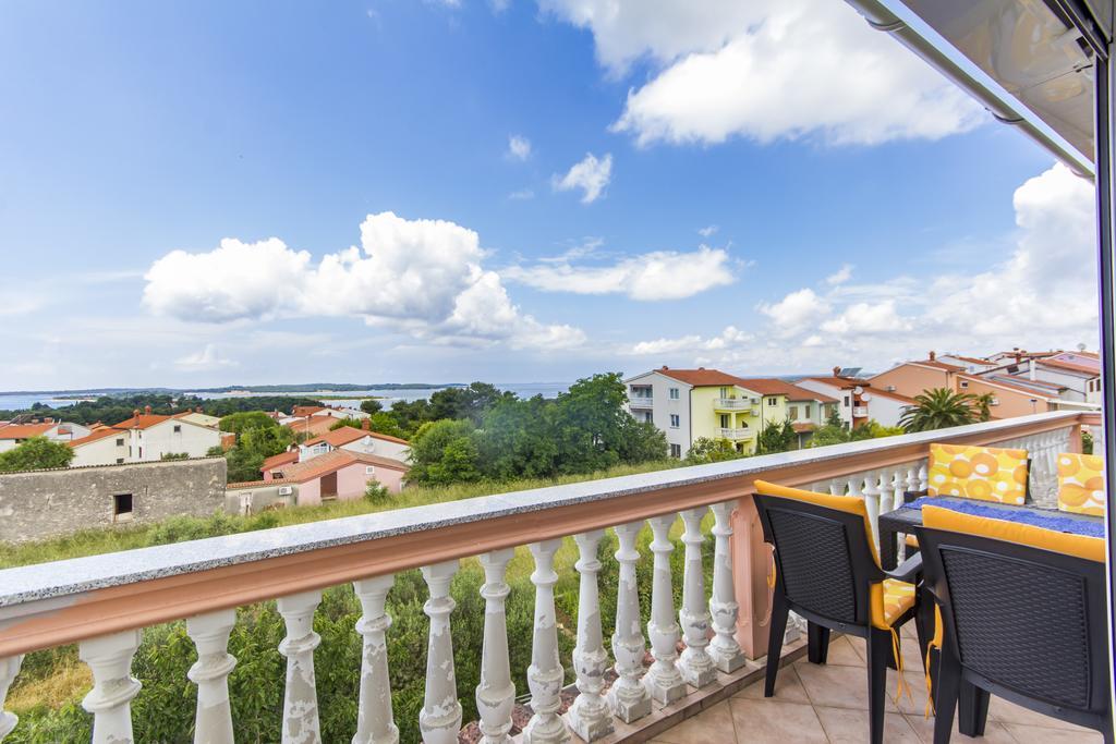 Apartment Vilic Pula Ngoại thất bức ảnh