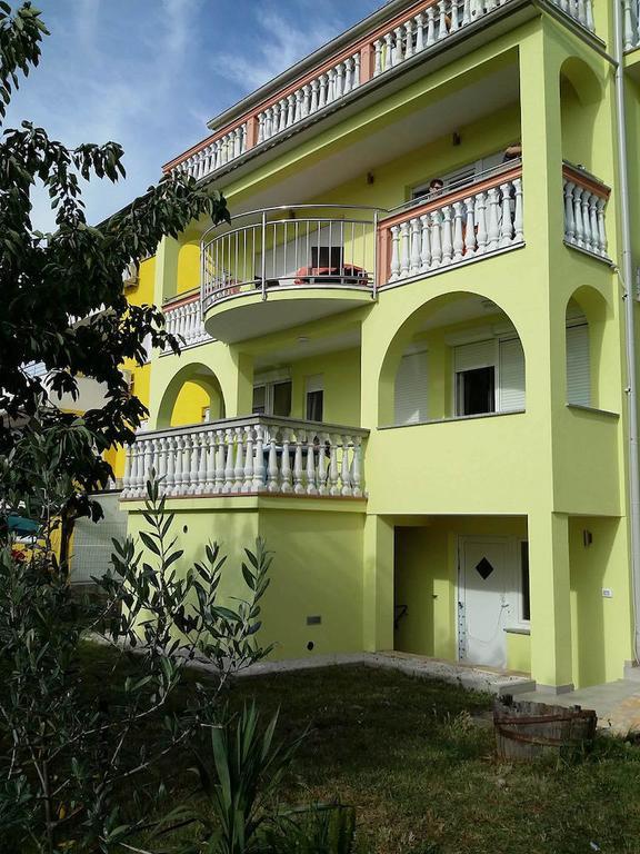 Apartment Vilic Pula Ngoại thất bức ảnh